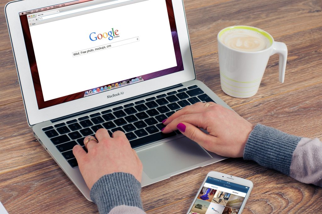 Who is the best mentor to learn SEO from ?