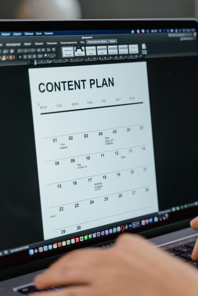 A day in the life of the Director of SEO at Slack